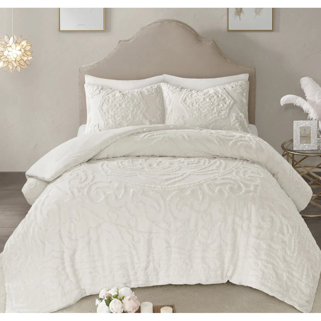 Laetitia Tufted Cotton Chenille Medallion Comforter Set